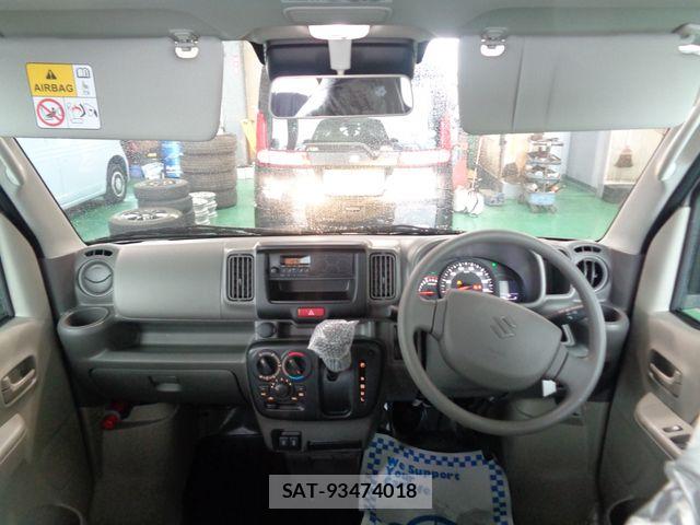 Suzuki EVERY 2025-12 8661846-12