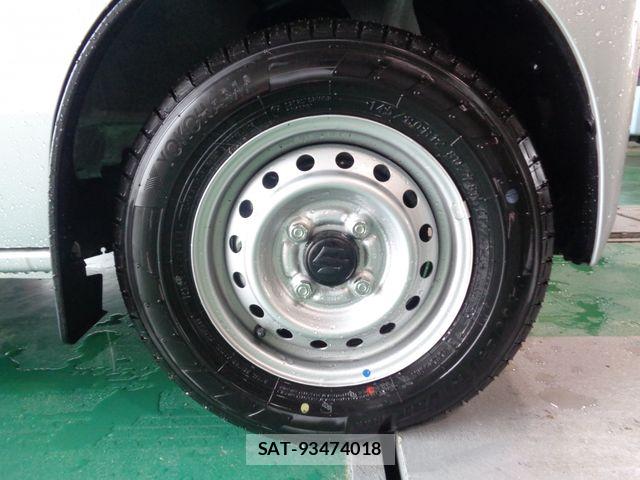 Suzuki EVERY 2025-12 8661846-21