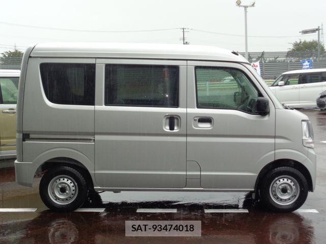 Suzuki EVERY 2025-12 8661846-4