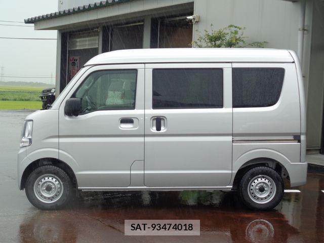 Suzuki EVERY 2025-12 8661846-5