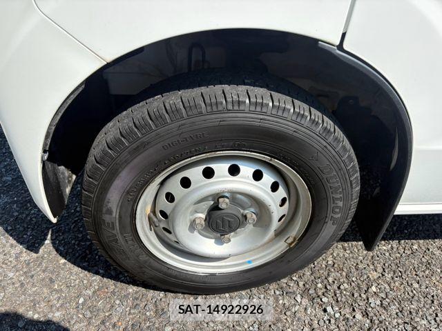 Suzuki EVERY 2015-02 8686701-9
