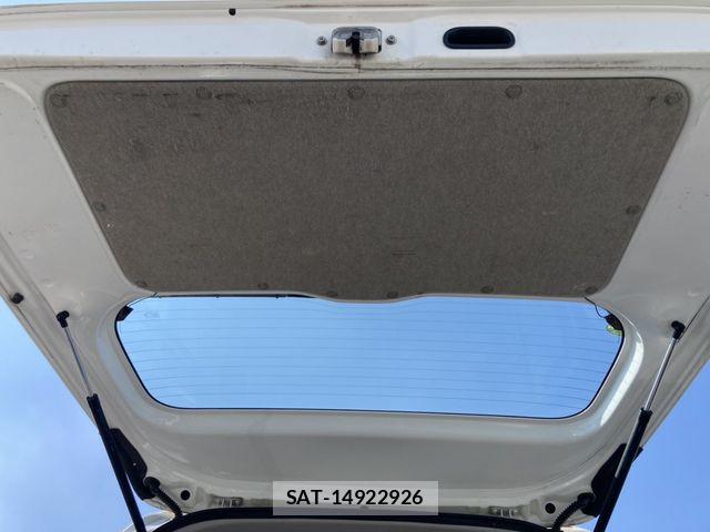 Suzuki EVERY 2015-02 8686701-28