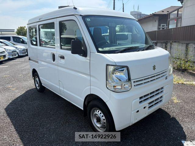 Suzuki EVERY 2015-02 8686701-4