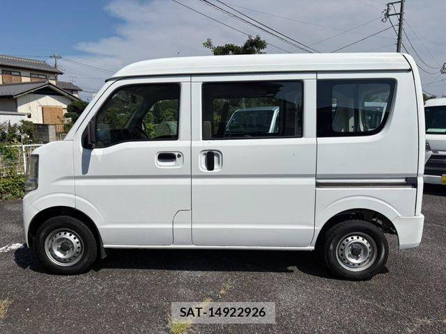 Suzuki EVERY 2015-02 8686701-7