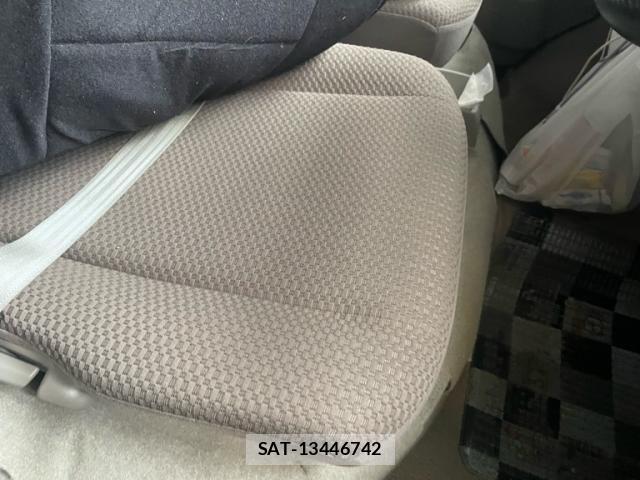 Suzuki EVERY 2022-10 8746159-17