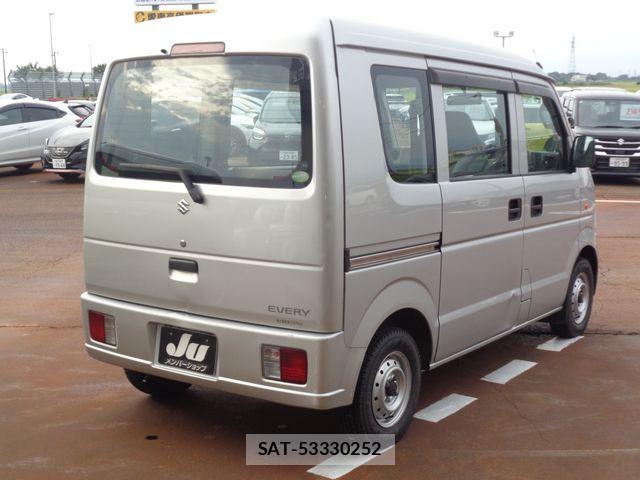 Suzuki EVERY 2008-08 8746163-2