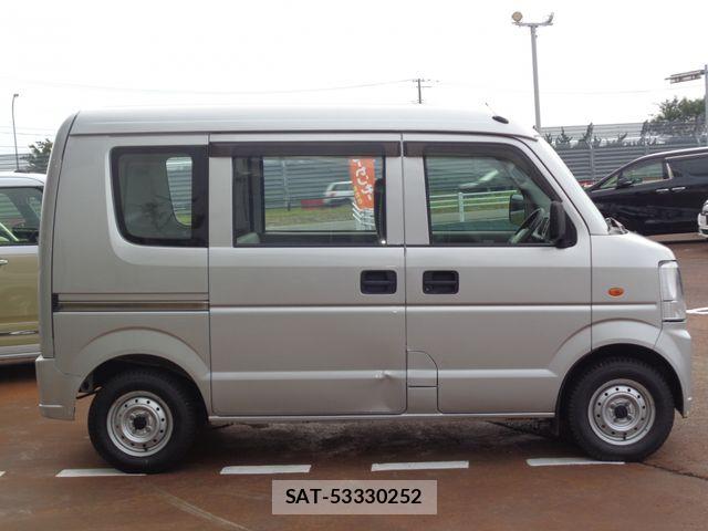 Suzuki EVERY 2008-08 8746163-4