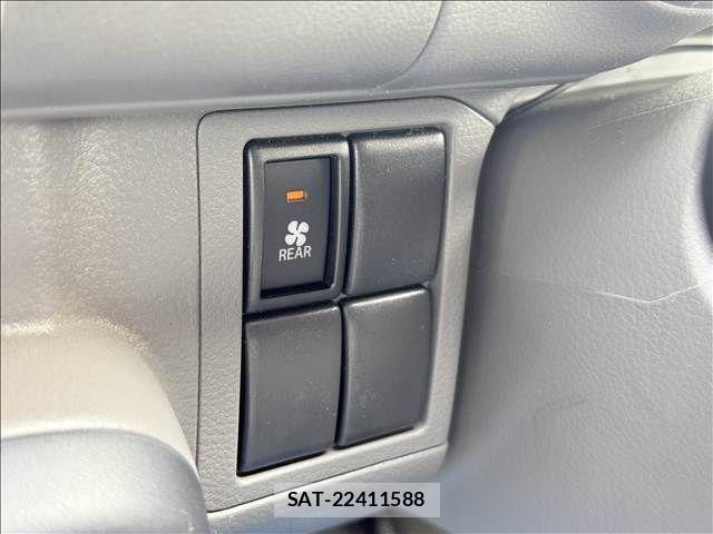 Suzuki EVERY 2017-06 8746162-13