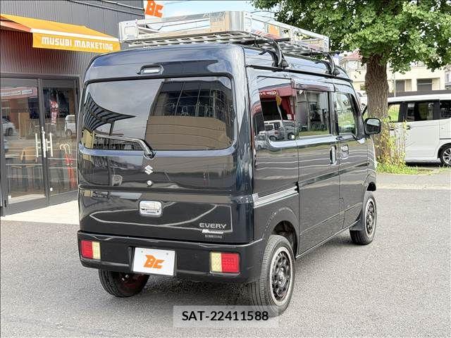 Suzuki EVERY 2017-06 8746162-23