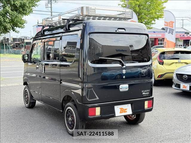 Suzuki EVERY 2017-06 8746162-7