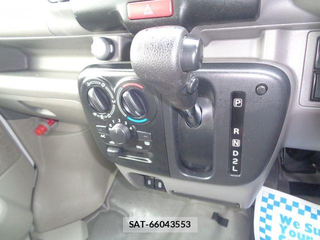 Suzuki EVERY 2023-11 8746158-14