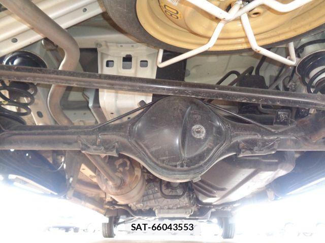 Suzuki EVERY 2023-11 8746158-18