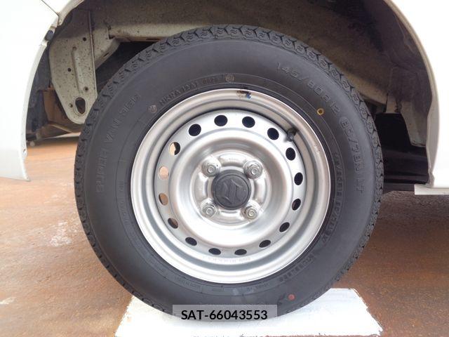 Suzuki EVERY 2023-11 8746158-20
