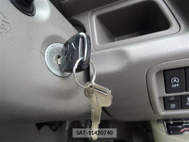 Suzuki EVERY 2022-08 8746160-22