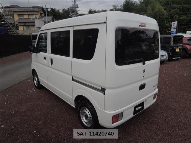 Suzuki EVERY 2022-08 8746160-6