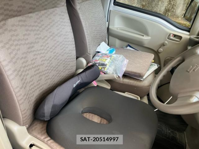 Suzuki EVERY 2016-11 8782220-11