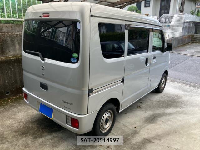 Suzuki EVERY 2016-11 8782220-1