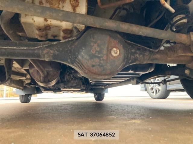 Suzuki EVERY 2014-02 8782217-10