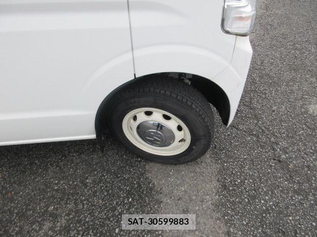 Suzuki EVERY 2023-11 8782215-18