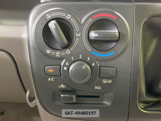 Suzuki EVERY 2015-03 8797638-6