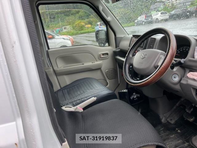 Suzuki EVERY 2017-01 8797640-6