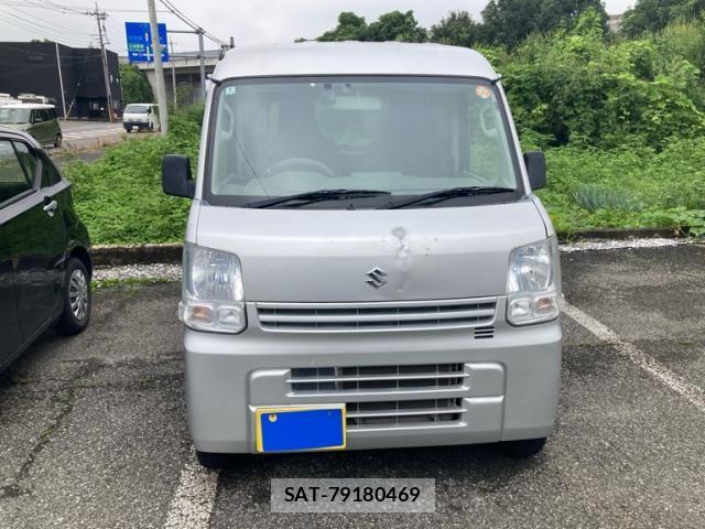 Suzuki EVERY 2015-04 8797641-2
