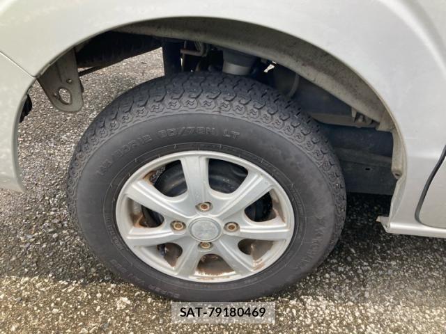 Suzuki EVERY 2015-04 8797641-5