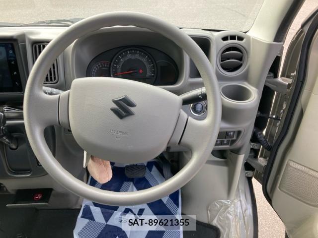 Suzuki EVERY 2025-03 8797639-16