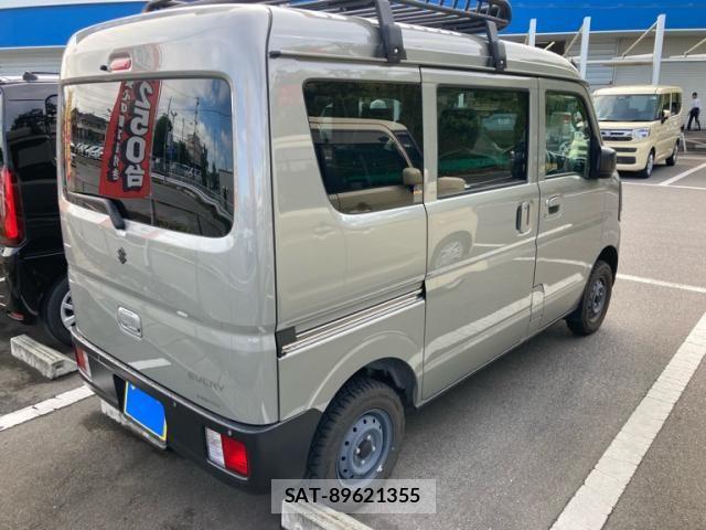 Suzuki EVERY 2025-03 8797639-2