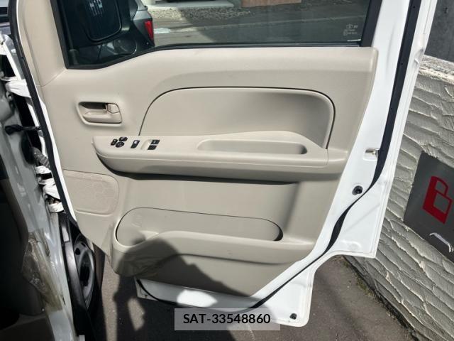 Suzuki EVERY 2021-07 8831877-8