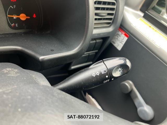 Suzuki EVERY 2004-04 8831879-12