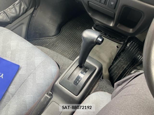 Suzuki EVERY 2004-04 8831879-15