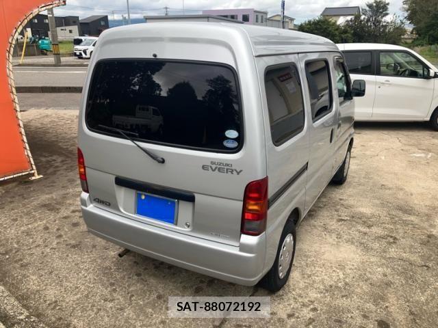 Suzuki EVERY 2004-04 8831879-2