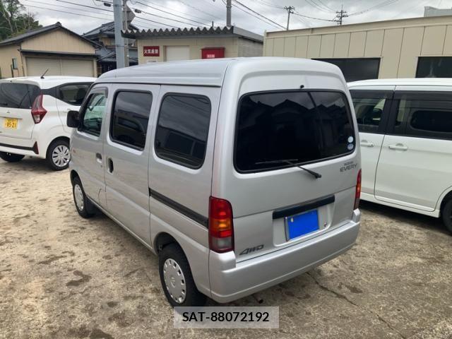 Suzuki EVERY 2004-04 8831879-3