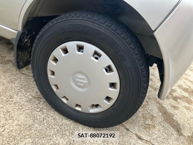 Suzuki EVERY 2004-04 8831879-5