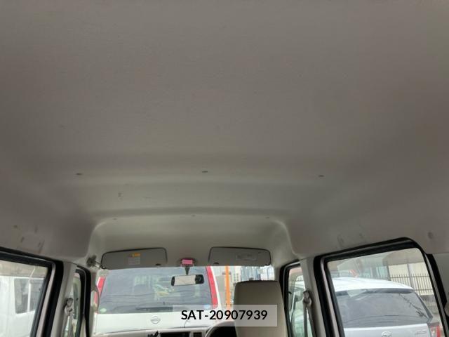 Suzuki EVERY 2012-12 8831880-12