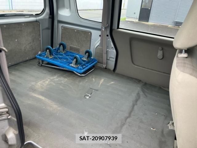Suzuki EVERY 2012-12 8831880-14