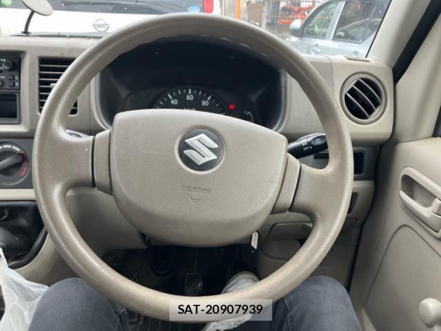 Suzuki EVERY 2012-12 8831880-21
