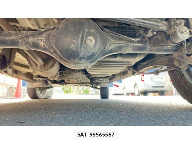Suzuki EVERY 2013-09 8850784-11