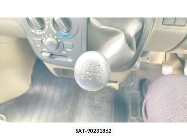 Suzuki EVERY 2017-06 8850777-13