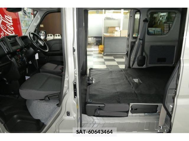 Suzuki EVERY 2026-09 8850776-11