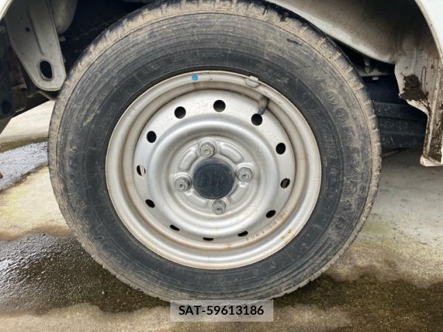 Suzuki EVERY 2013-09 8850783-7