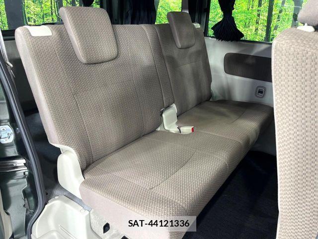 Suzuki EVERY 2024-01 8882440-9