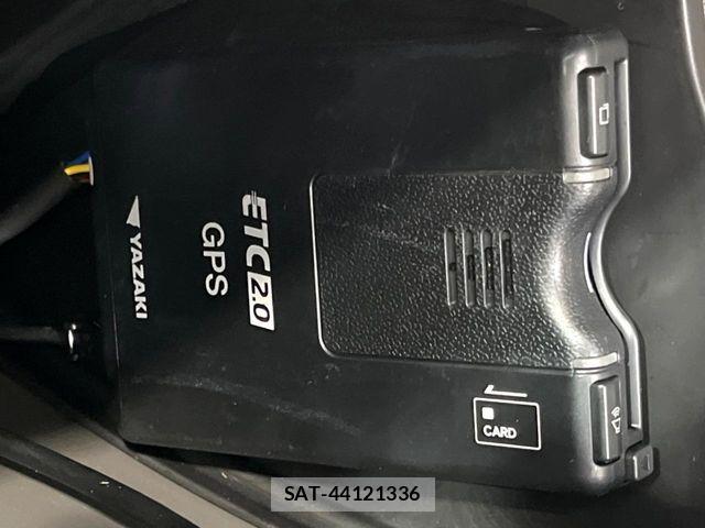 Suzuki EVERY 2024-01 8882440-6