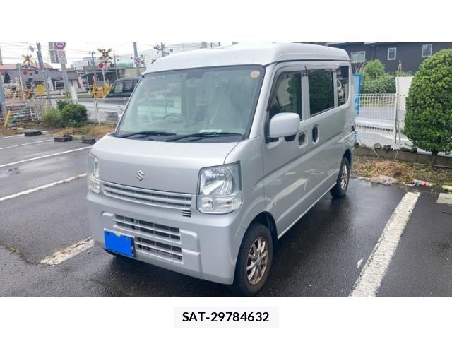 Suzuki EVERY 2017-03 8884422-3