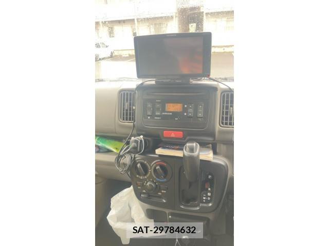 Suzuki EVERY 2017-03 8884422-7