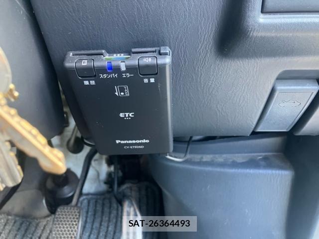 Suzuki EVERY 2004-06 8884424-23