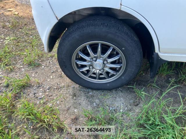 Suzuki EVERY 2004-06 8884424-6