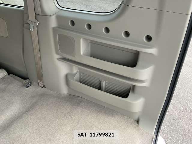 Suzuki EVERY WAGON 2023-03 4988598-19