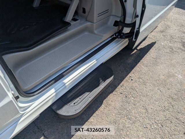 Suzuki EVERY WAGON 2025-08 6678321-13